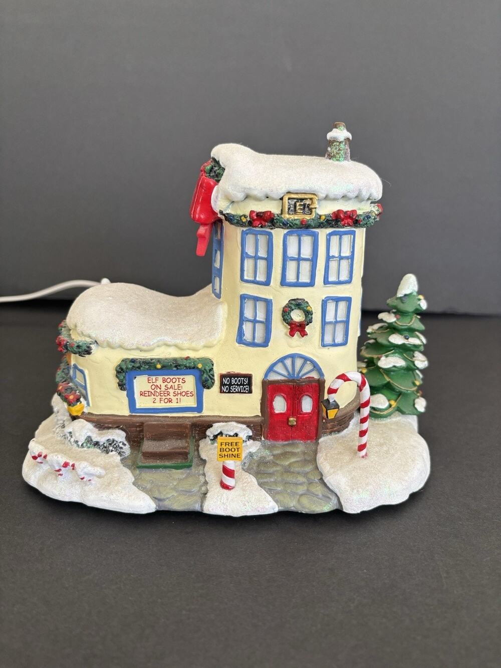 Hawthorne Village Rudolph's Christmas Town Cobbler House Lighted Preowned